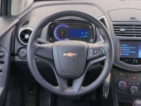 Used 2016 Chevrolet Trax LS image 23