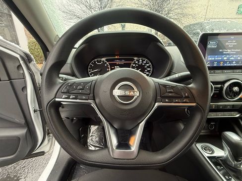 Used 2024 Nissan Sentra SV image 12