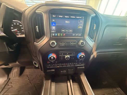 Used 2021 GMC Sierra 1500 Denali w/ Technology Package image 13