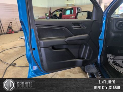 Used 2023 Chevrolet Colorado Trail Boss w/ Advanced Trailering Package AWD/4WD image 11