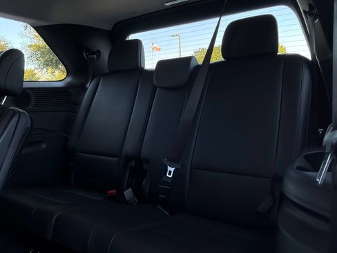 Used 2026 Hyundai Palisade SEL FWD image 14