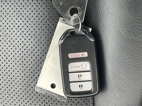 Used 2018 Honda Ridgeline RTL-E image 32