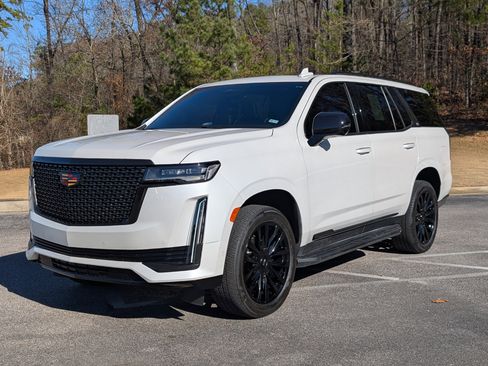 Used 2023 Cadillac Escalade Premium Luxury image 5