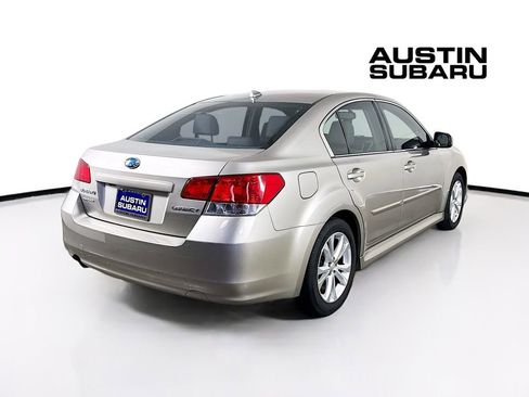 Used 2014 Subaru Legacy 2.5i Limited w/ Moonroof Package image 7