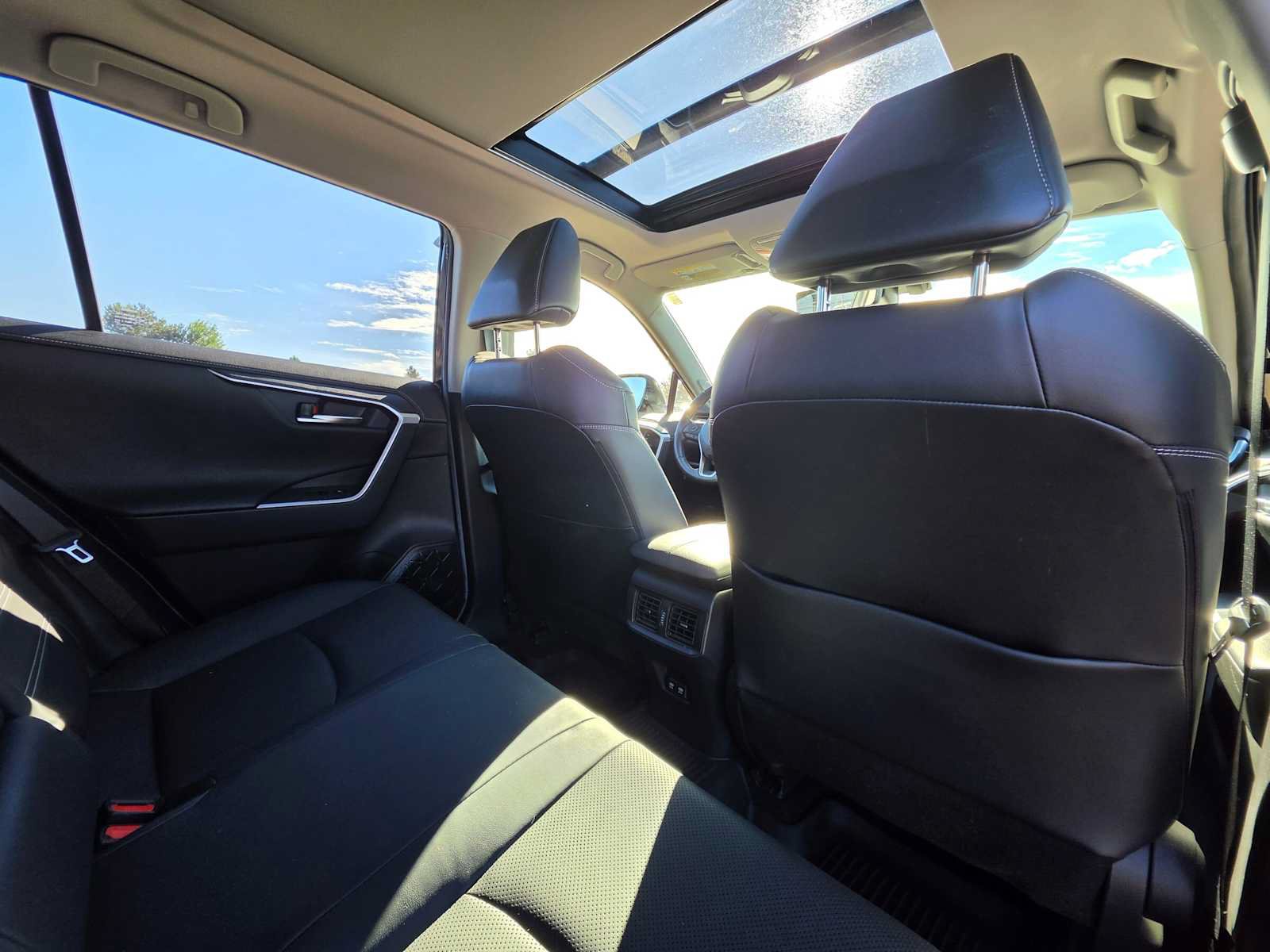 Certified 2020 Toyota RAV4 Limited AWD/4WD image 14