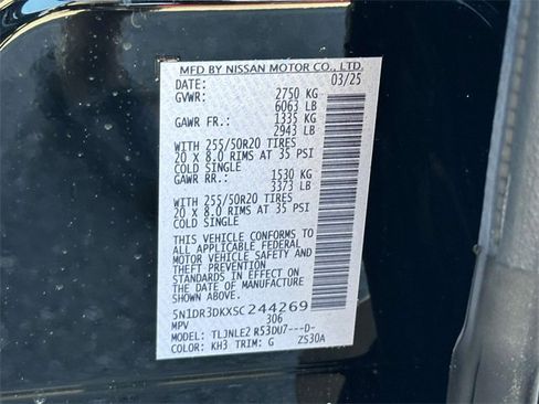 New 2025 Nissan Pathfinder Platinum image 25