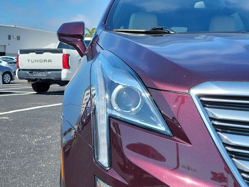 Used 2017 Cadillac XT5 Luxury w/ Driver Awareness Package image 7