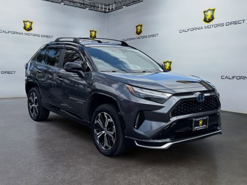 Used 2023 Toyota RAV4 XSE w/ Weather Package AWD/4WD image 7