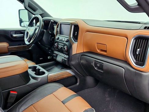 Used 2023 Chevrolet Silverado 2500 High Country image 26