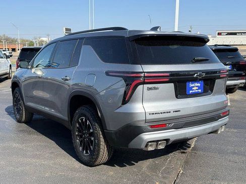 New 2026 Chevrolet Traverse Z71 w/ Driver Confidence Package image 8