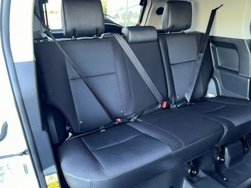 Used 2013 Toyota FJ Cruiser 4WD w/ Upgrade Pkg image 22