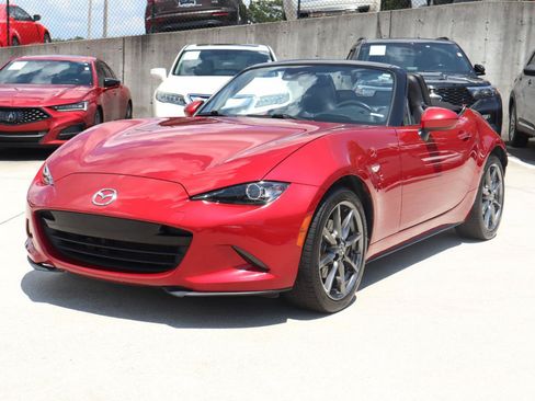 Used 2017 MAZDA MX-5 Miata Grand Touring RWD image 43