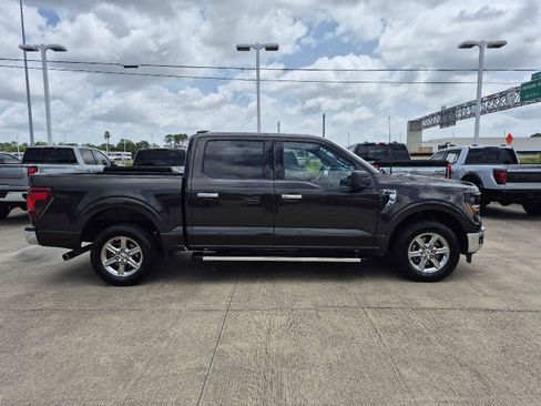 Certified 2024 Ford F150 XLT w/ Mobile Office Package RWD image 14