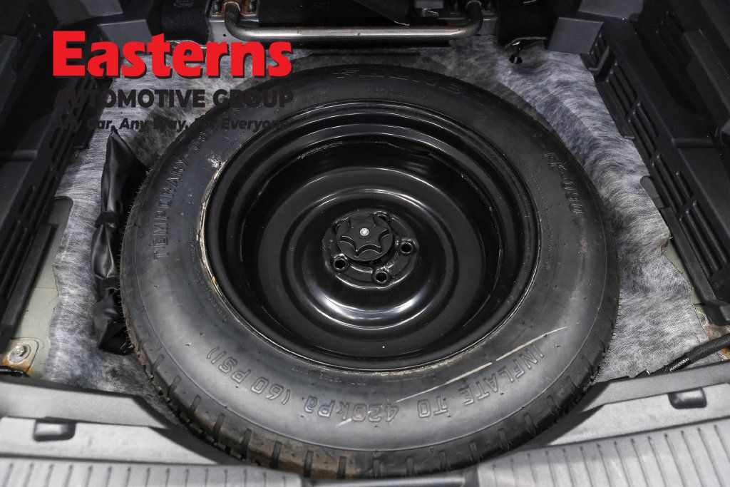 Used 2025 Nissan Rogue SV AWD/4WD image 24