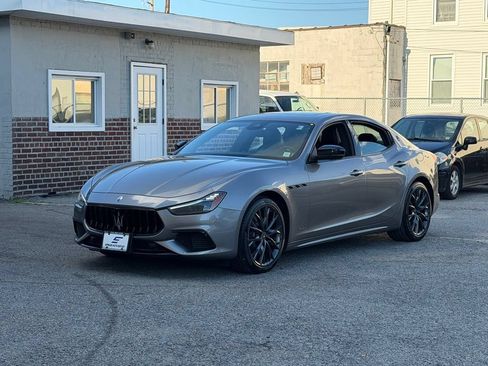 Used 2021 Maserati Ghibli S GranSport Q4 AWD/4WD image 3
