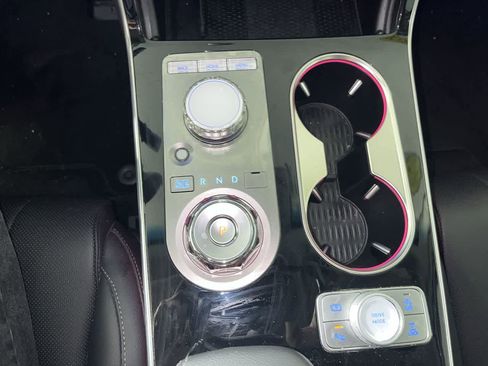 Used 2025 Genesis GV80 2.5T Standard image 22