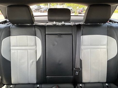 Used 2022 Land Rover Range Rover Evoque R-Dynamic SE AWD/4WD image 14