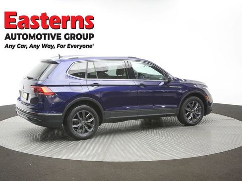 Used 2022 Volkswagen Tiguan SE w/ Panoramic Sunroof Package AWD/4WD image 43