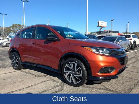 Used 2019 Honda HR-V Sport image 2