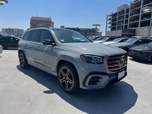 Certified 2026 Mercedes-Benz GLS 450 4MATIC image 2