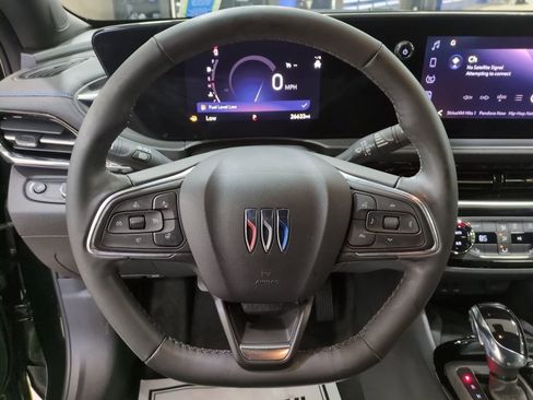 Used 2024 Buick Envista Sport Touring w/ Convenience I Package image 5