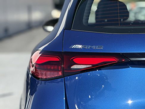 New 2026 Mercedes-Benz GLC 43 AMG 4MATIC image 8