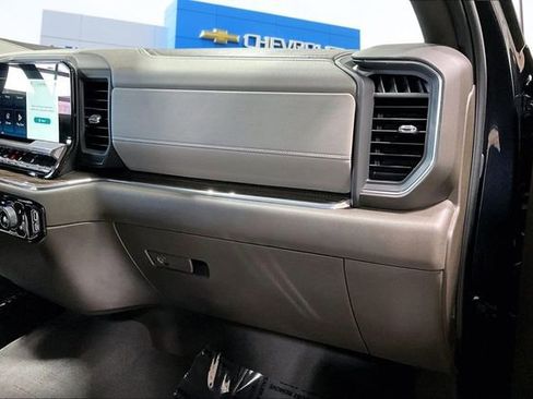 Certified 2024 Chevrolet Silverado 1500 LT w/ Z71 Off-Road Package image 24