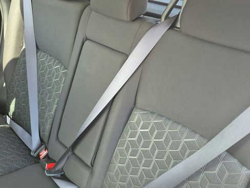 Used 2025 Mitsubishi Outlander Sport LE AWD/4WD image 16