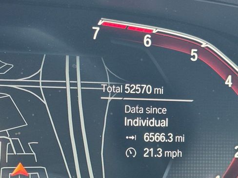 Used 2020 BMW 330i Sedan w/ Convenience Package RWD image 4