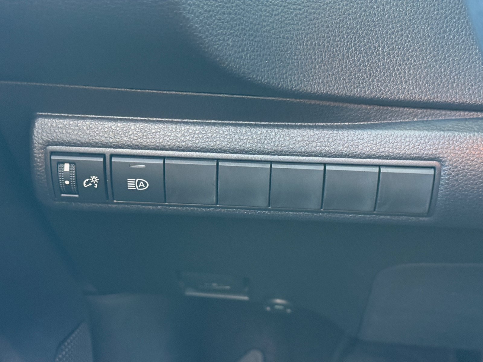 New 2027 Toyota Corolla LE w/ LE Premium Package FWD image 23