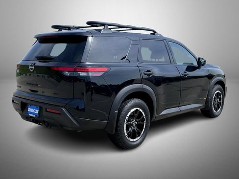 Used 2023 Nissan Pathfinder Rock Creek AWD/4WD image 5