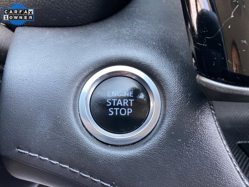 Used 2020 Toyota Highlander LE image 34