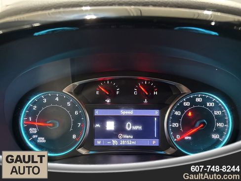 Used 2023 Chevrolet Traverse RS image 6