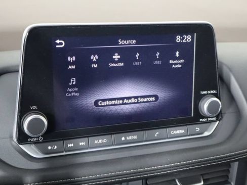 Used 2023 Nissan Rogue SV w/ SV Premium B Package FWD image 34