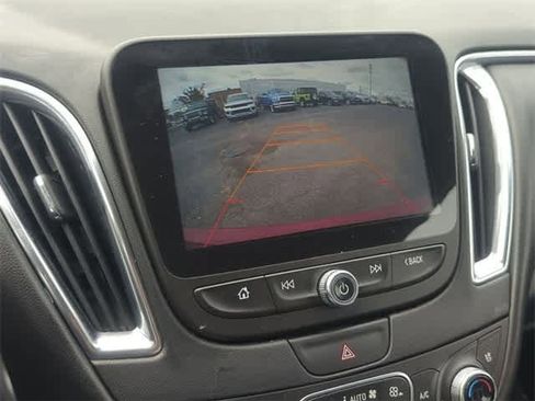 Used 2016 Chevrolet Malibu Premier w/ Driver Confidence Package II image 29