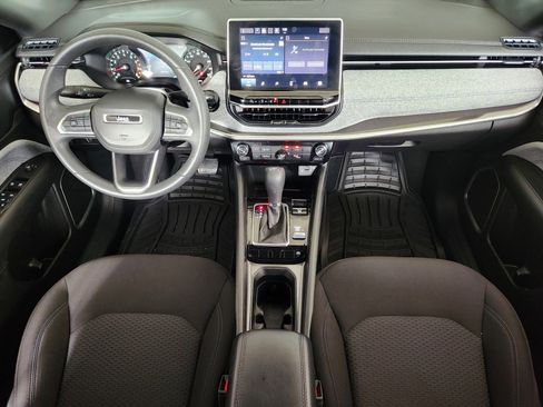 Used 2024 Jeep Compass Sport image 27