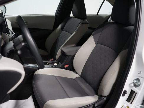 Used 2023 Toyota Corolla LE w/ LE Premium Package image 26