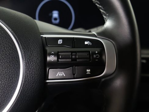 Used 2025 Kia K5 EX image 45