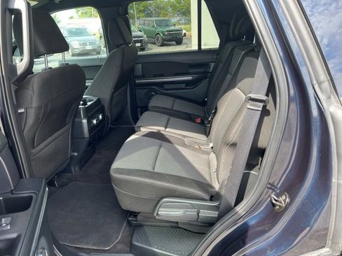 Used 2021 Ford Expedition XLT image 17