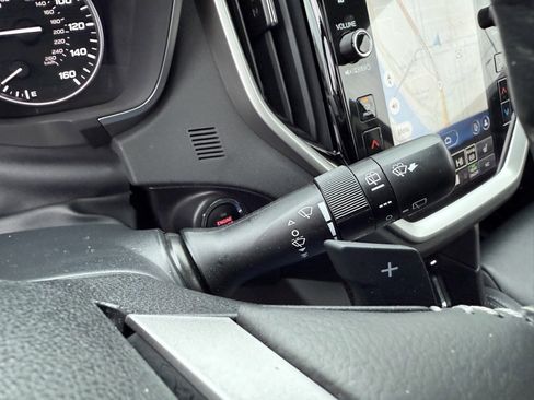 Used 2023 Subaru Ascent Limited w/ Technology Package image 35