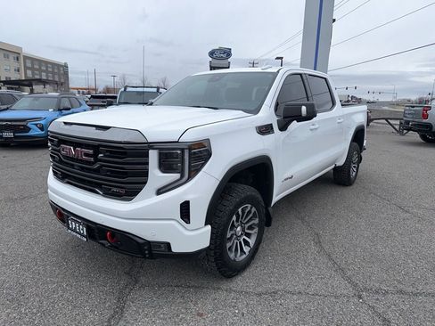 Used 2023 GMC Sierra 1500 AT4 w/ Technology Package image 7