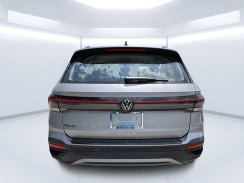 New 2026 Volkswagen Taos S FWD image 4