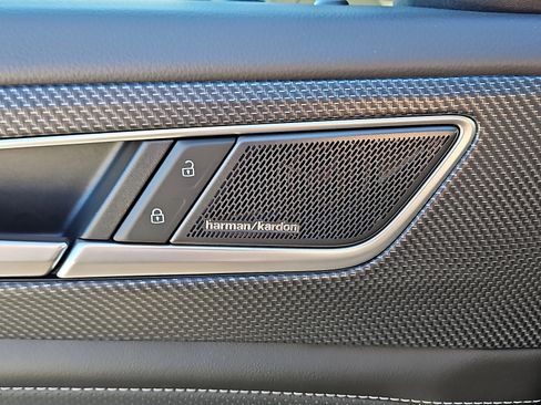 New 2026 Volkswagen Atlas Cross Sport SEL Premium R-Line image 15