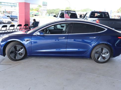 Used 2018 Tesla Model 3 Long Range RWD image 8