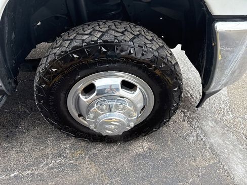 Used 2022 RAM 3500 Big Horn image 17