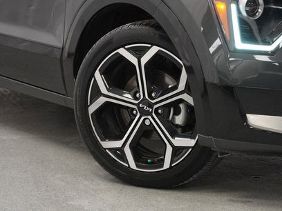 Used 2024 Kia Niro EX Touring