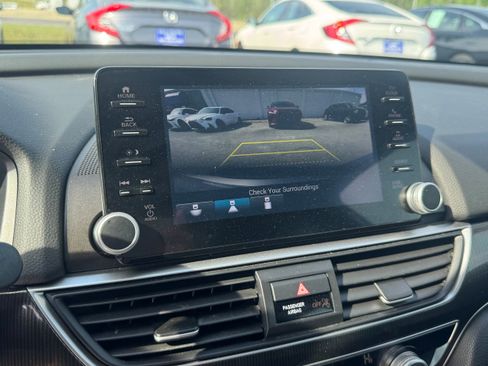 Used 2022 Honda Accord Sport image 17