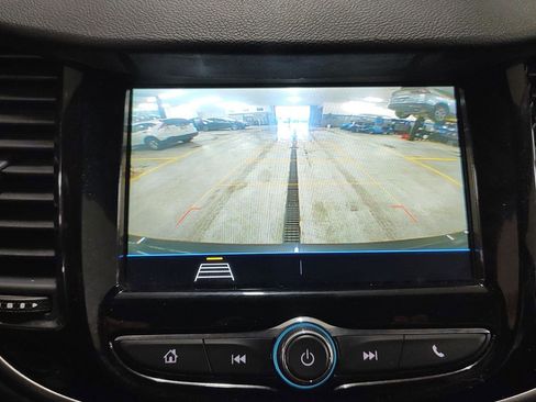Used 2019 Chevrolet Trax LS image 7