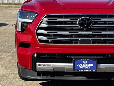 Used 2025 Toyota Sequoia Limited image 5