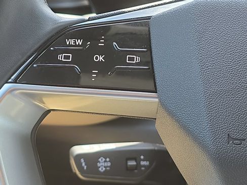 Certified 2025 Audi Q5 Premium w/ Convenience Package AWD/4WD image 12